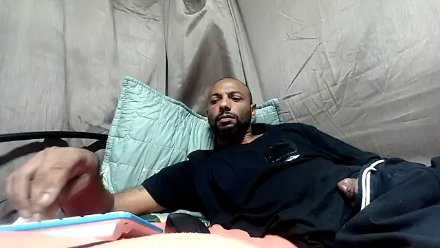 Camodick online show from April 18, 4:37 am