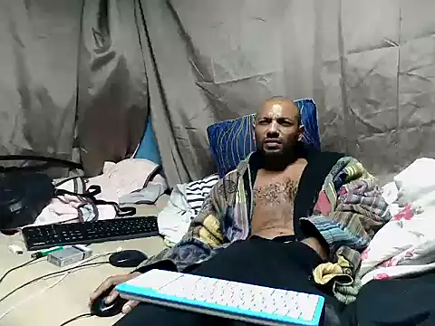 Camodick online show from May 4, 2:26 am