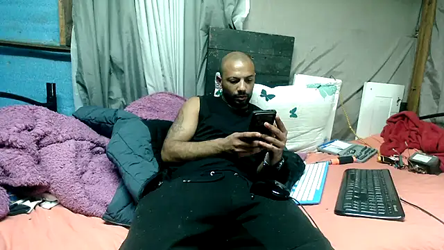 Camodick online show from June 25, 5:40 pm