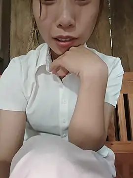 Snapshot of Miru_SEXYY chatting on May 31, 12:05 am Miru SEXYY online show from May 31, 12:05 am