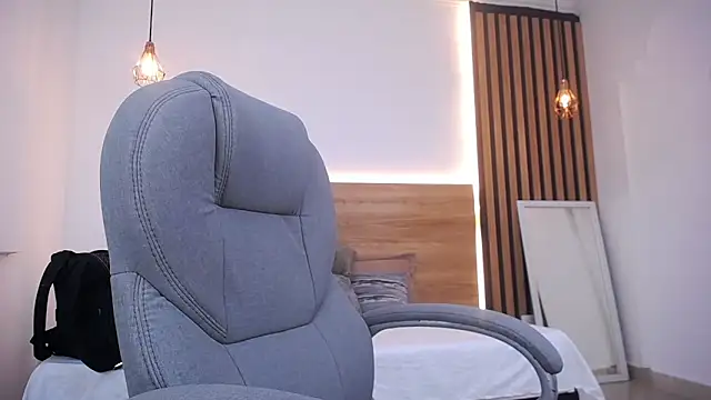 alexa forbes  online show from May 15, 2:53 am