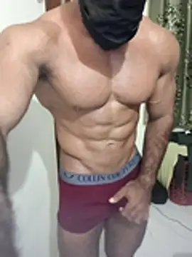 freakinsexy online show from August 7, 6:25 pm
