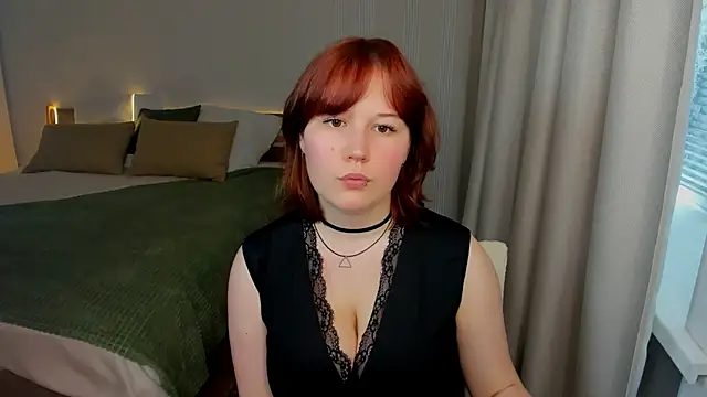 MiaLacrice online show from May 29, 11:27 am
