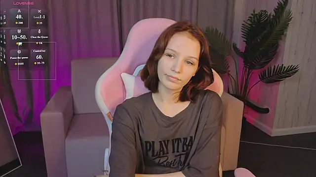 AliceJohansone online show from June 22, 3:25 am