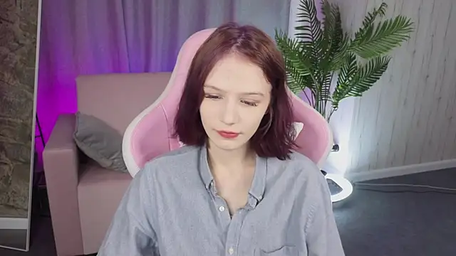 AliceJohansone online show from June 1, 1:17 am