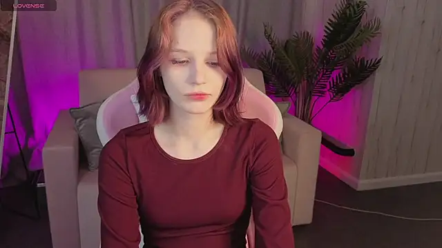 AliceJohansone online show from June 5, 1:32 am