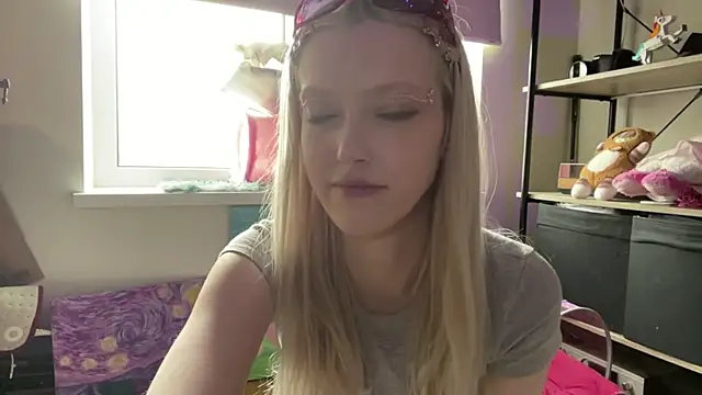 ShoshanaNogueras online show from May 22, 2:59 pm