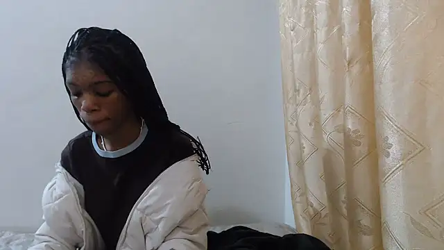 PetiteBarbie 05 online show from July 14, 5:23 am