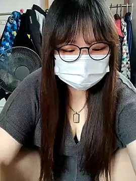 Snapshot of ao_chan_o0 chatting on July 13, 11:59 pm ao chan o0 online show from July 13, 11:59 pm