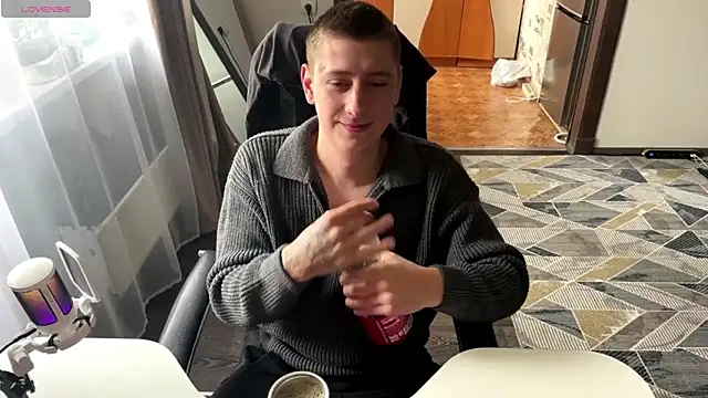 Keksik  online show from May 17, 5:07 am
