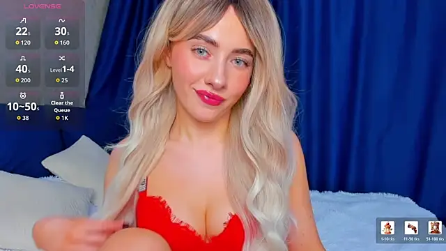 Snapshot of SabrinaKarter chatting on May 26, 2:15 pm SabrinaKarter online show from May 26, 2:15 pm