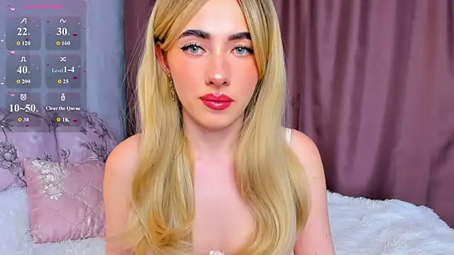Snapshot of SabrinaKarter chatting on June 17, 4:50 pm SabrinaKarter online show from June 17, 4:50 pm
