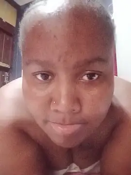 Snapshot of ChubbyMidgetxxx19 chatting on May 20, 8:22 am ChubbyMidgetxxx19 online show from May 20, 8:22 am