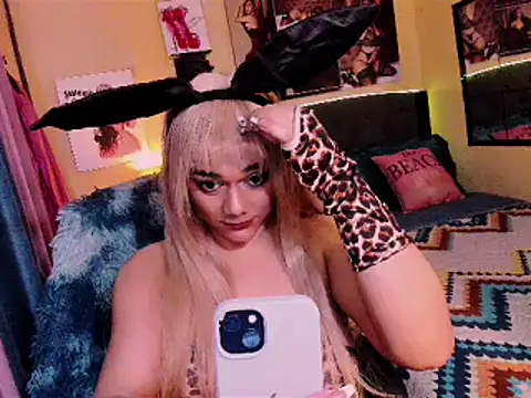 xAmandasygfred online show from June 25, 8:25 pm
