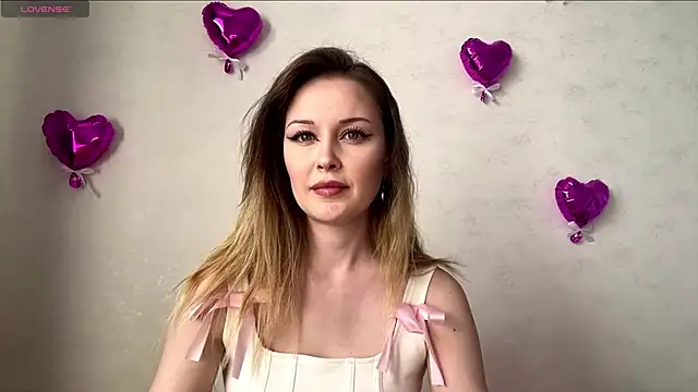 MarryMurietto online show from June 7, 1:05 pm
