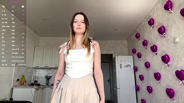 MarryMurietto online show from May 24, 10:48 am