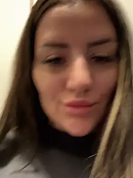 SophiePale online show from April 10, 9:38 am