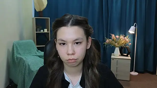 RoxanneCrandal online show from May 10, 10:08 am