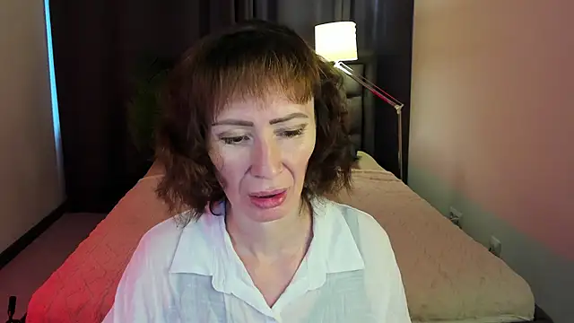 gracekellyyy online show from June 24, 4:11 am