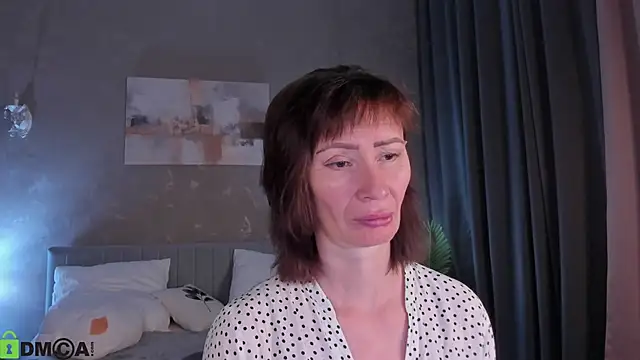 gracekellyyy online show from May 14, 4:09 am