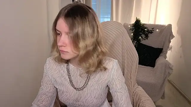MilanaRayy online show from June 16, 5:29 am