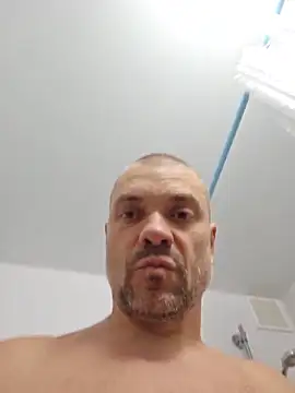 DaddyMarlboro online show from June 10, 8:10 pm