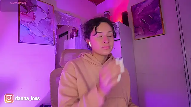DannaaLovs online show from May 29, 11:16 am