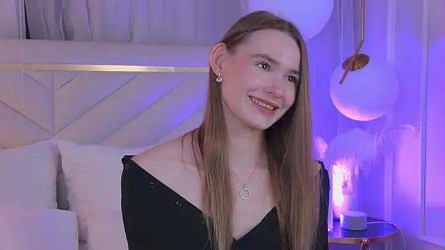 LillianYoung online show from May 29, 9:48 am