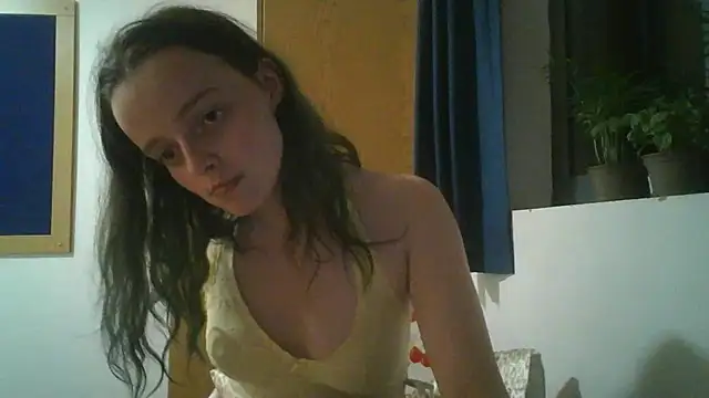 goddesslucyy online show from May 23, 10:42 pm