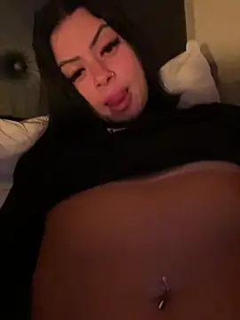 belababyy online show from June 26, 12:49 am