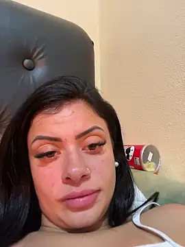 belababyy online show from May 21, 11:24 pm