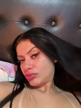 belababyy online show from June 9, 11:11 am