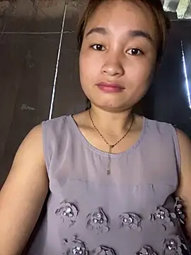 Cute-Sexyy online show from June 2, 10:15 am