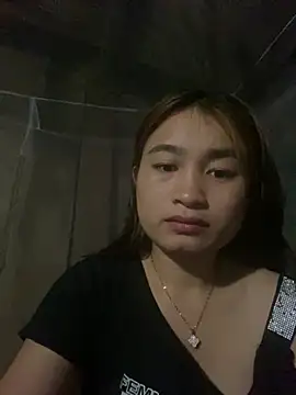 Cute-Sexyy online show from May 12, 2:23 pm