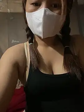 Cute-Sexyy online show from May 21, 2:25 pm