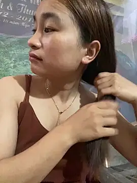 Cute-Sexyy online show from June 6, 1:44 am