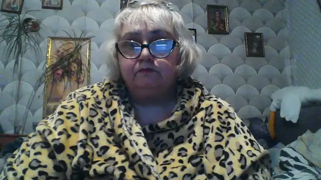 Snapshot of MarinaFarina53 chatting on May 20, 5:43 pm MarinaFarina53 online show from May 20, 5:43 pm