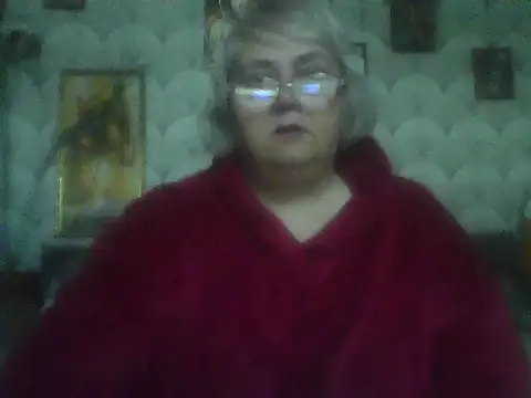 Snapshot of MarinaFarina53 chatting on May 17, 5:40 am MarinaFarina53 online show from May 17, 5:40 am