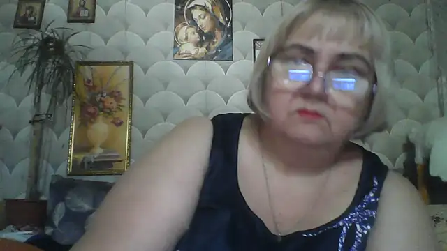 Snapshot of MarinaFarina53 chatting on June 14, 5:08 am MarinaFarina53 online show from June 14, 5:08 am