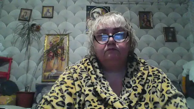 Snapshot of MarinaFarina53 chatting on May 19, 4:58 pm MarinaFarina53 online show from May 19, 4:58 pm