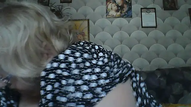 Snapshot of MarinaFarina53 chatting on June 26, 5:24 am MarinaFarina53 online show from June 26, 5:24 am