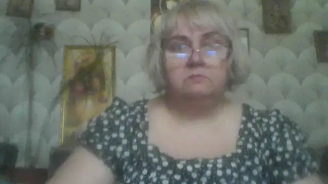 Snapshot of MarinaFarina53 chatting on May 16, 8:57 am MarinaFarina53 online show from May 16, 8:57 am