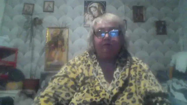 Snapshot of MarinaFarina53 chatting on May 17, 5:46 pm MarinaFarina53 online show from May 17, 5:46 pm