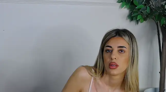 IvyLustt online show from June 16, 5:29 am