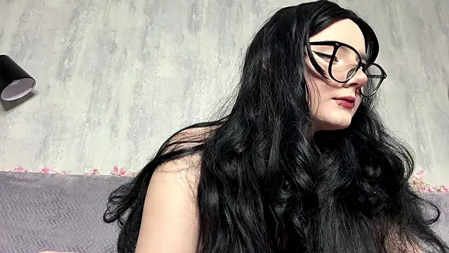  blackcharm  online show from May 20, 7:11 pm