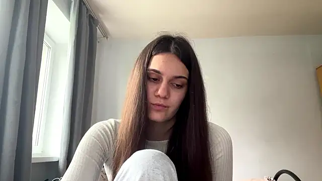 MaryRaven online show from May 18, 12:32 pm