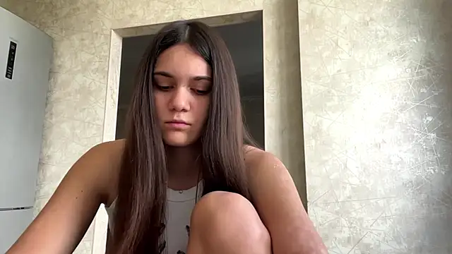 MaryRaven online show from June 20, 11:15 am