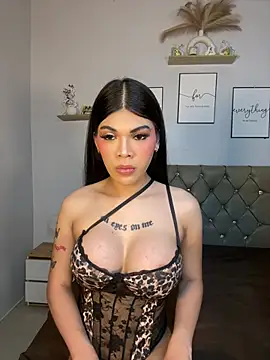 DanikaLovve online show from August 8, 4:47 pm