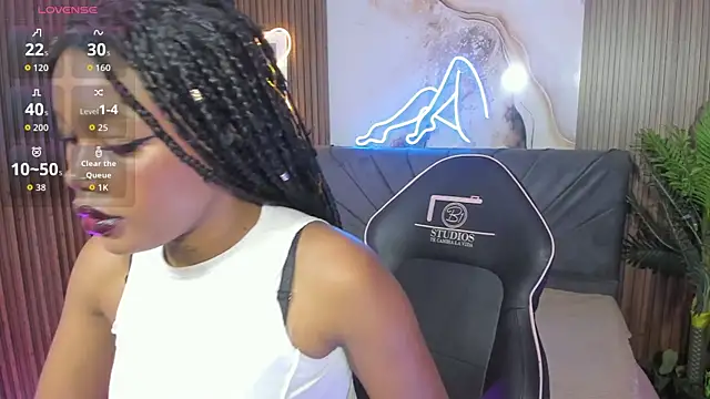 CRISTALBROKE TAY online show from June 20, 7:19 pm