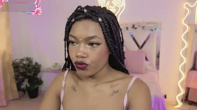 CRISTALBROKE TAY online show from July 14, 7:31 pm